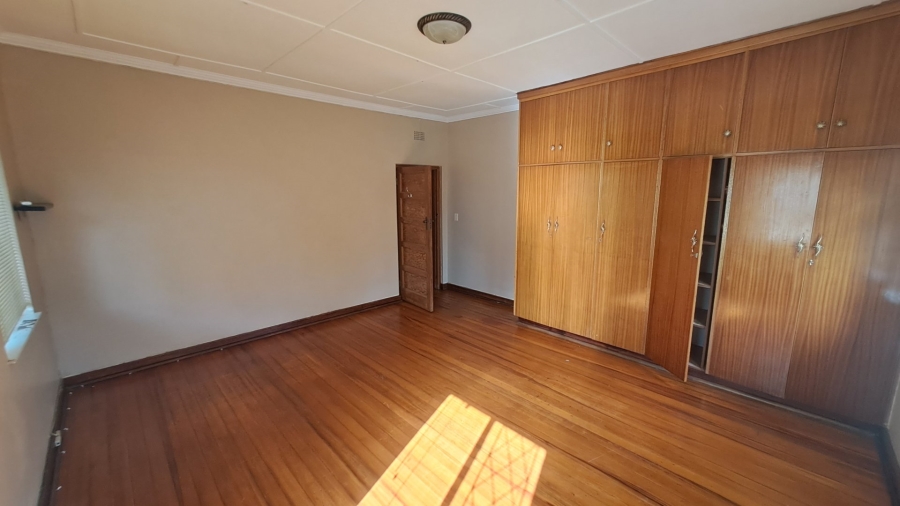 5 Bedroom Property for Sale in Westdene Free State